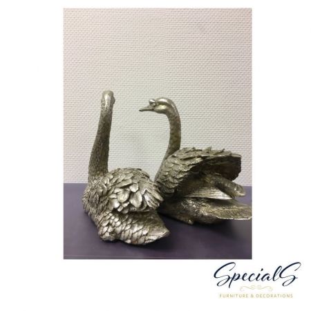 "Schwanen Päärchen" vernickelte Bronzefigur mit handbemalten Details