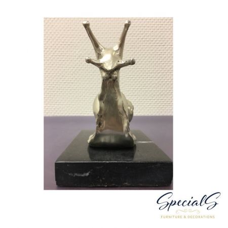 "Schnecken Päärchen" vernickelte Bronzefiguren auf Marmorsockeln