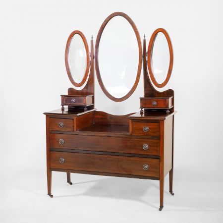 Edwardian Mahogany Dressing Table