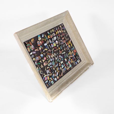 Pinnwand Gemälde, Anstecker Sammlung