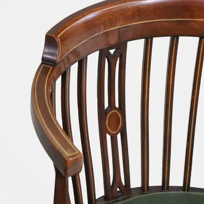 Mahahony Corner Chair