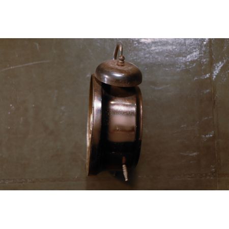 Vintage Wecker mit römischem Zifferblatt