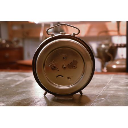 Vintage Wecker in Gold