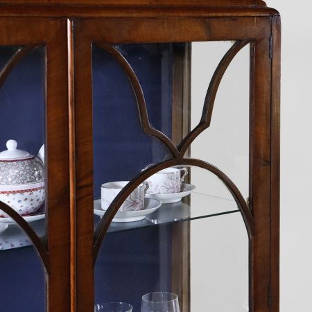 Art Déco Showcase ca. 1920