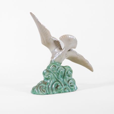 Antike Keramikstatue, Möwe auf Welle, ca. 1970