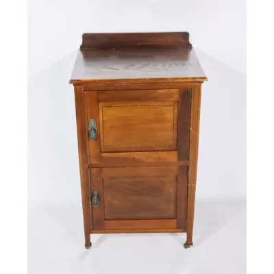 Schmales Bedside Cabinet mit zwei Türen, auf Rollen