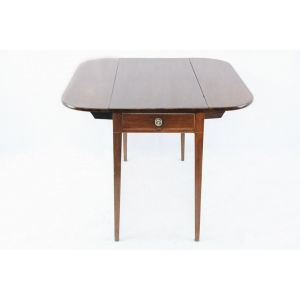 Original Edwardian Pembroke Table aus England, Klapptisch, Mahagoni