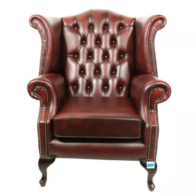 Chesterfield Ohrensessel "Scroll Wing Chair" in Birch Antique Red