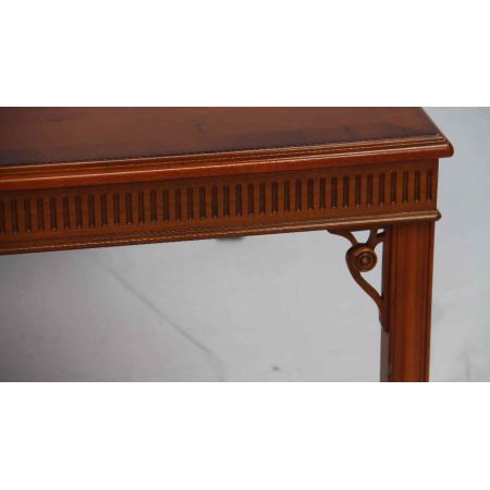 "Couchtisch Sofatisch in Eibe"