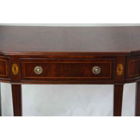 "Sidetable" aus Mahagoni