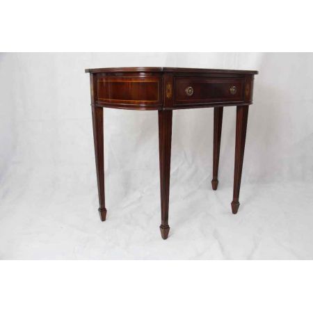 "Sidetable" aus Mahagoni