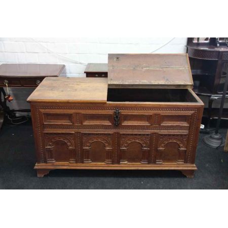 Massive Truhe Hochzeitstruhe massive Eiche