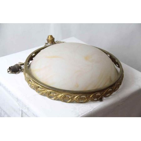 Antike Alabaster-Deckenschale mit Messingeinfassung