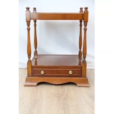 Lamp Table, Beistelltisch, Sofatisch in Eibe mit zwei Etagen