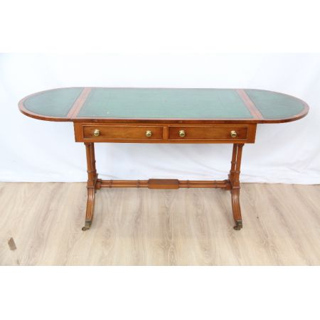 Schreibtisch aus Eibe / Ladies desk mit grünem Leder