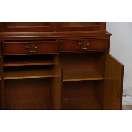 Elegante Regency Style Bookcase, Vitrine aus Eibenholz