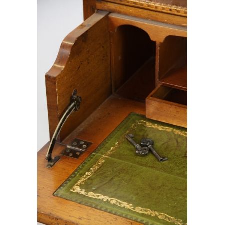 Aufsatzsekretär, Bureau Cabinet, Eibe, aus England