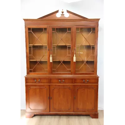 Eibe bookcase Bücherschrank Vitrinenschrank Bücherschrank in Eibe