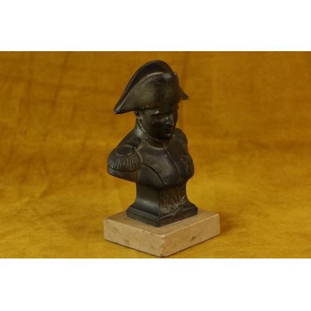 Figur Napoleon Schwarz auf Sockel