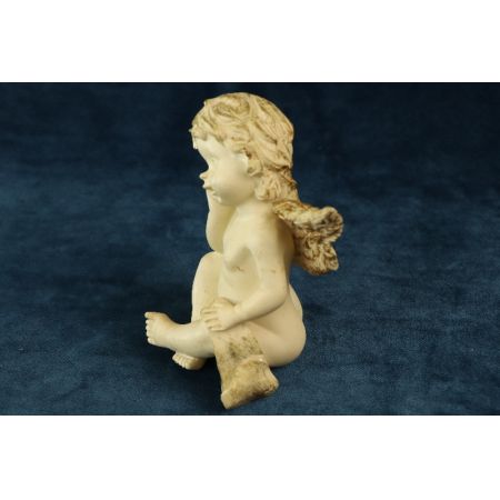 Engel mit goldenen Flügeln