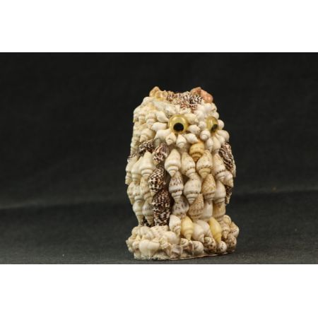 Figur Eule aus Muscheln  France