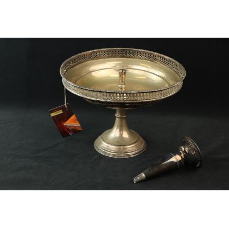 Schale mit Kerzenhalter  Plated Centerpiece