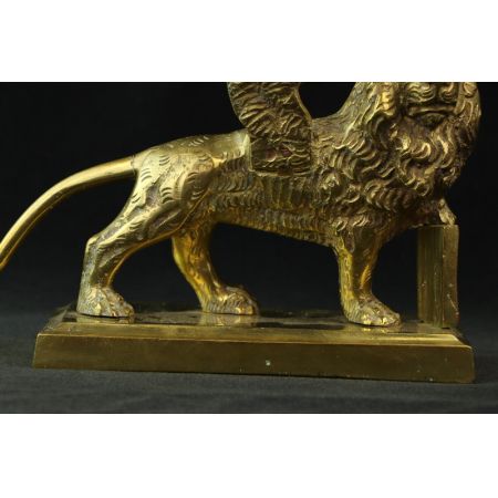 Löwe mit Flügeln Gold  France