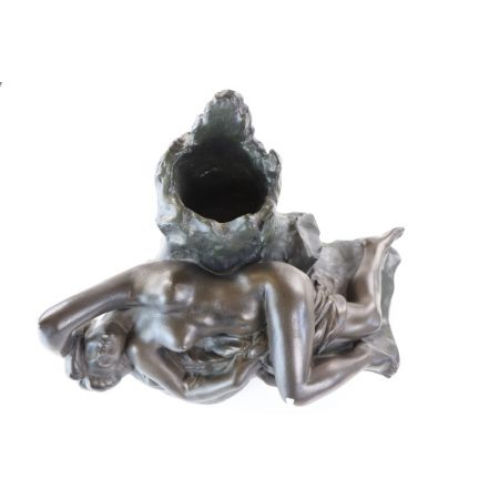 Antiker Kerzenhalter mit Nymphen Motiv