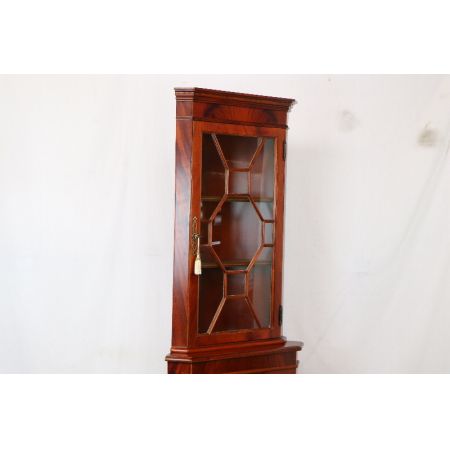 Eckschrank  Mahagoni  England Regency Verglasung