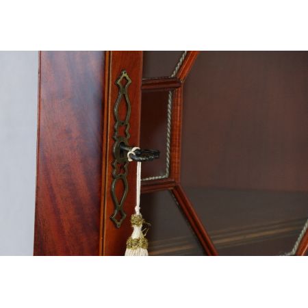 Eckschrank  Mahagoni  England Regency Verglasung