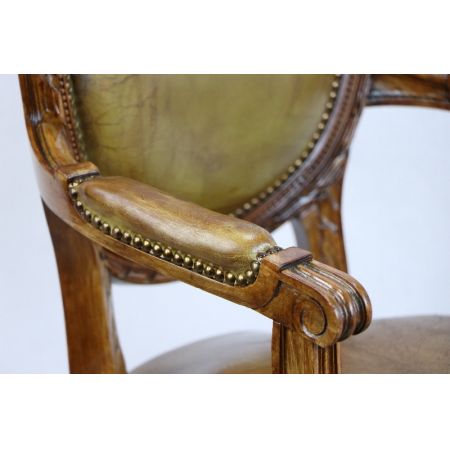 Französischer Armlehnstuhl / Arm Chair  aus Leder, restauriert