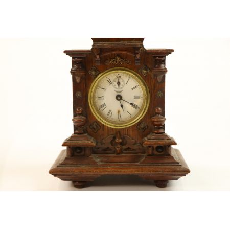 Antike Kaminuhr aus Holz