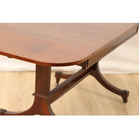 Sofatisch, Kaffeetisch / Coffee Table, Mahgoni, aus England mit Patina