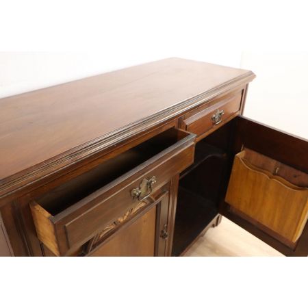 Schönes Mahagoni Sideboard / Side Cabinet