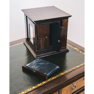 Revolving Fotoalbum, Rarität, Rahmen, drehbares Fotoalbum, Fotogalerie aus Mahagoni