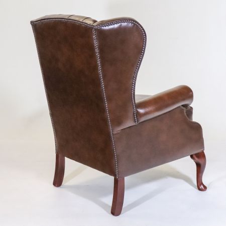 Chesterfield Ohrensessel "Windsor Wing Chair" in Braun, Englischer Bürostuhl, Ledersessel
