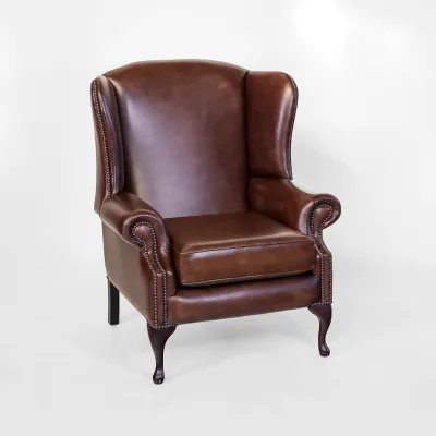 "Queen Anne" Chesterfield Sessel Plain in Birch Antique Gold - sofort lieferbar