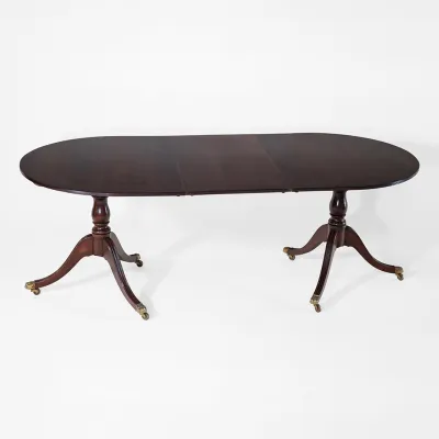 Regency Esstisch aus Mahagoni – Ausziehbarer englischer Säulentisch von ca. 1910 für bis zu 10 Personen