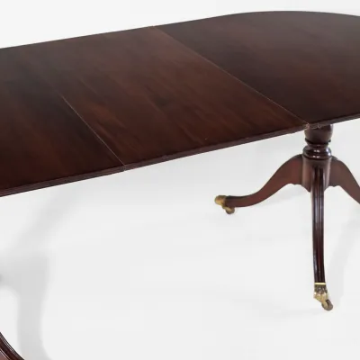 Regency Esstisch aus Mahagoni – Ausziehbarer englischer Säulentisch von ca. 1910 für bis zu 10 Personen