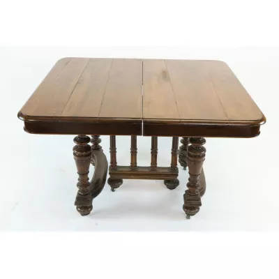 Massivholz Esstisch / Dining Table mit schönen Schnitzarbeiten