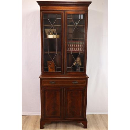 Schöner zweitüriger Bücherschrank / Two Door Bookcase, Regency Stil