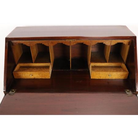 Antiker englischer Sekretär mit maritimer Verzierung