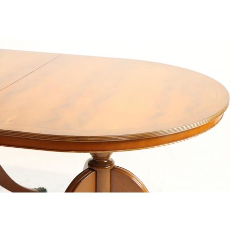 Antiker ausziehbarer ovaler Esstisch  Eibe  DEnd