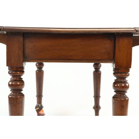 Pembroke Table / usklappbarer Esstisch