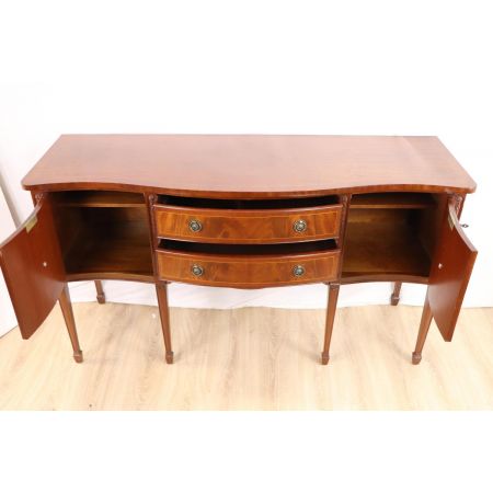 Antikes Sideboard mit besonderer Patina