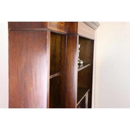 Breakfront Open Bookcase - dreiteiliges Bücherregal mit Breakfront