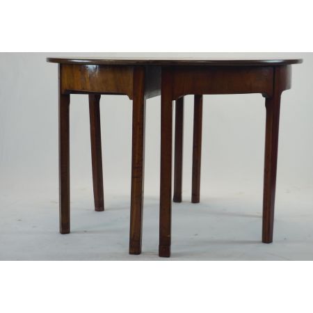Runder Esstisch/ Dining Table