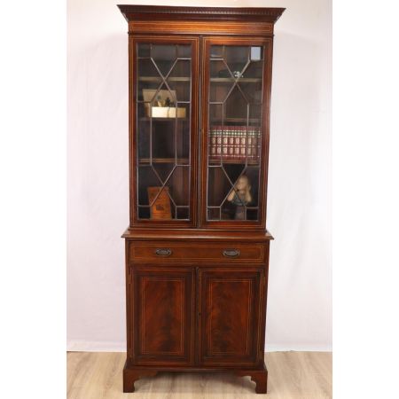 Schöner zweitüriger Bücherschrank / Two Door Bookcase, Regency Stil