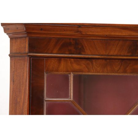 Schöner Eckschrank mit verglaster Schranktür, Regency Stil