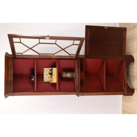 Schöner Eckschrank mit verglaster Schranktür, Regency Stil